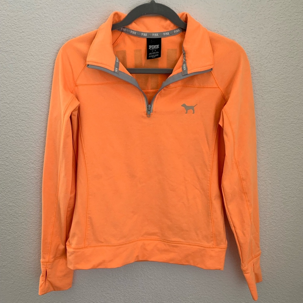 Victoria Secret. Pink. Sweater. Size : S